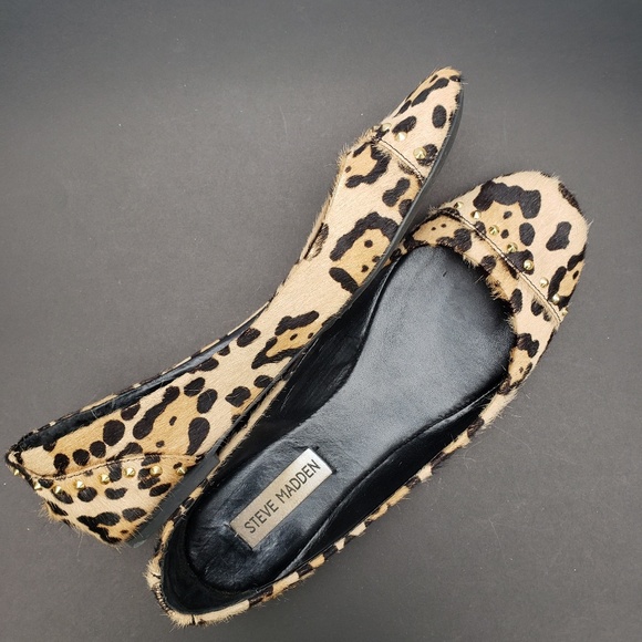 Steve Madden leopard print flats with grommets - Picture 3 of 7
